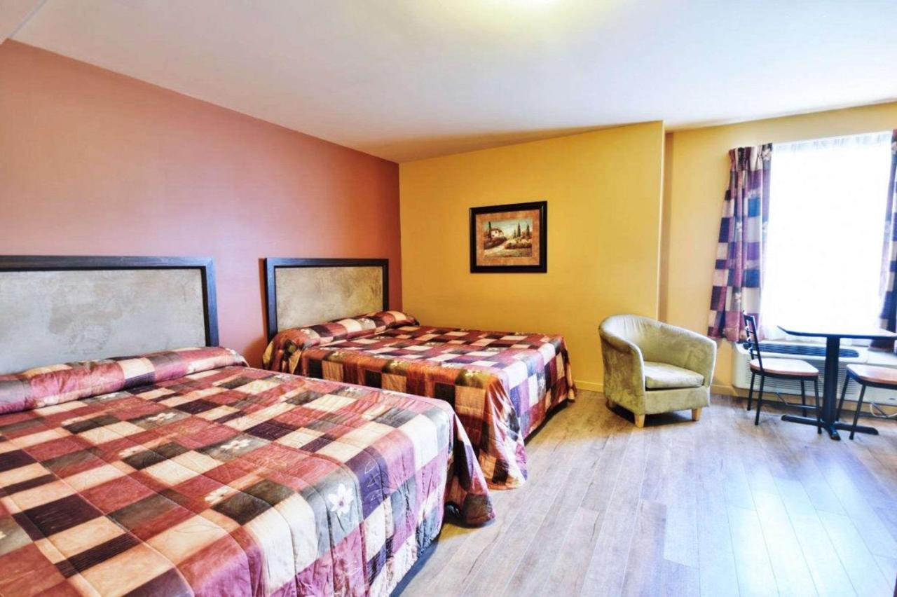Econo Lodge Cabano Exteriér fotografie